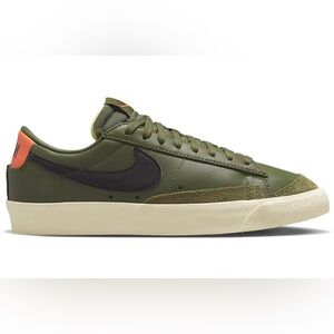 Nike Blazer Low ‘77 Olive Orange